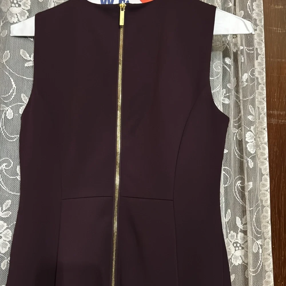 Brand new like condition Calvin Klein deep purple size 10, beautiful dress - Picture 4 of 4
